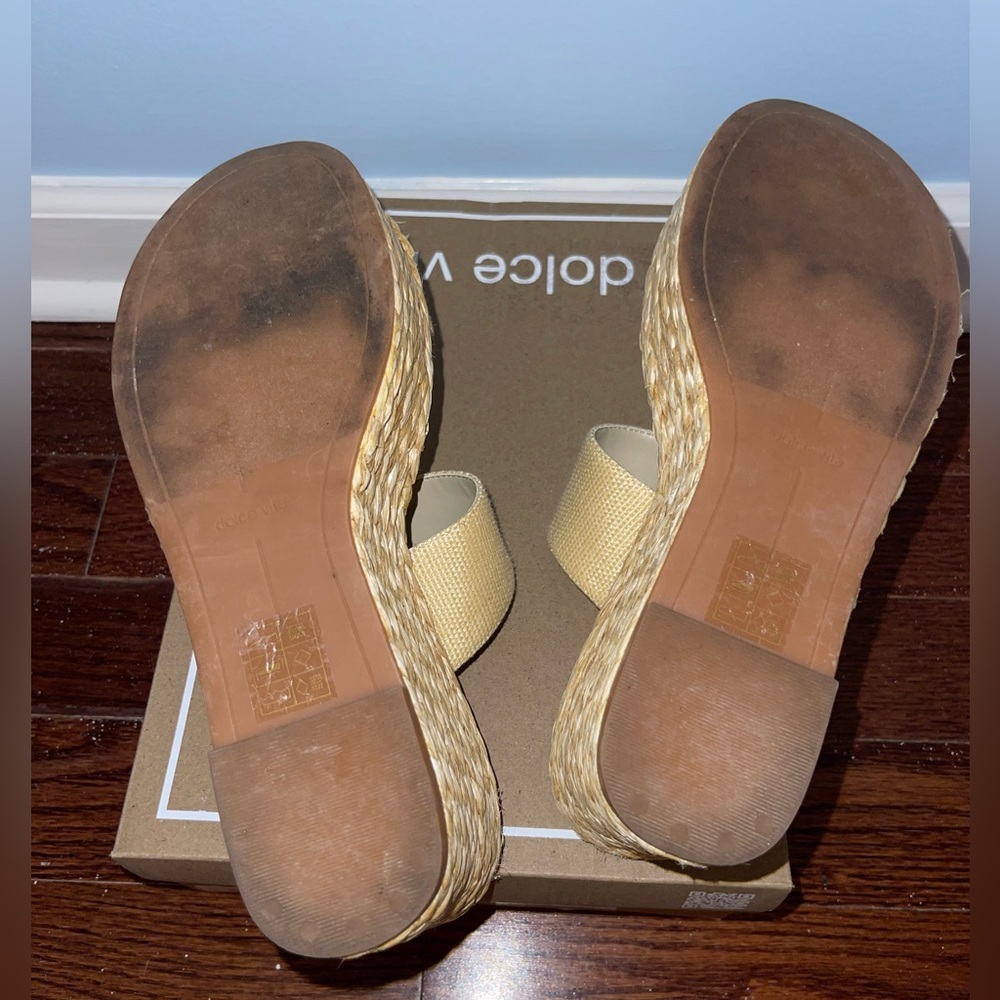 Dolce Vita Thorin Wedges Size 9 in Natural Raffia - Picture 3 of 4
